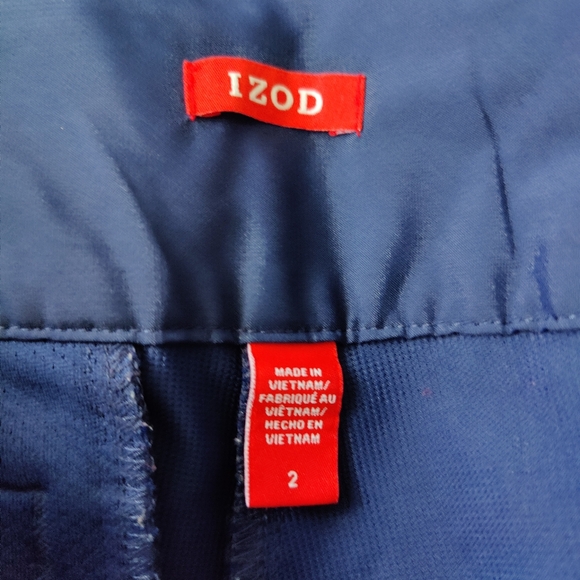 Izod ladies capris | size 2 | dark blue 💙 | weather resistant Golf ⛳ pants - Picture 6 of 14